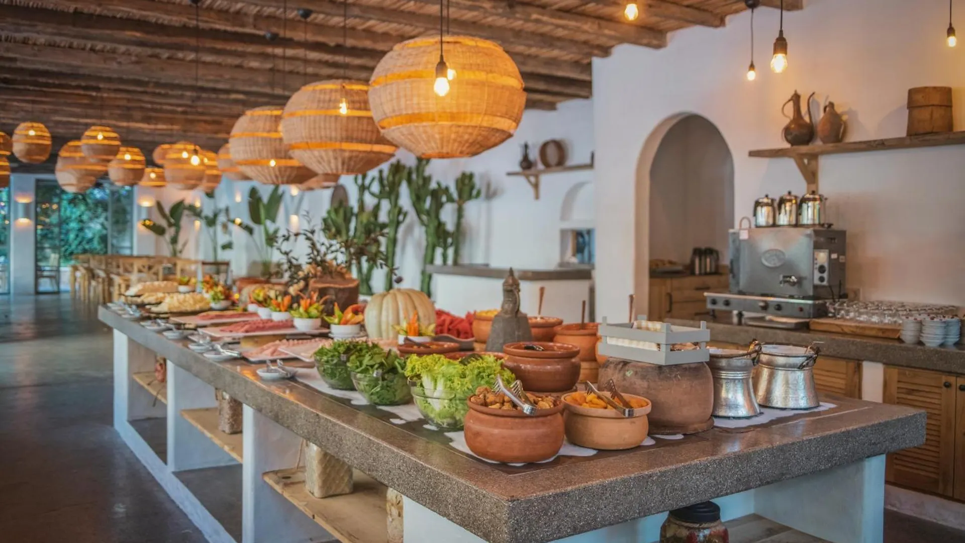 מלון פאטהיה Luxury-Pet Friendly